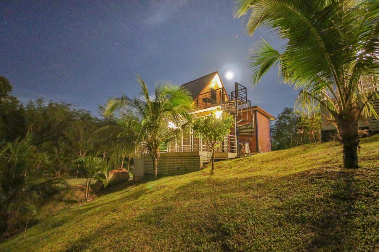 Happy Mountain Airport Resort Nai Yang Ngoại thất bức ảnh